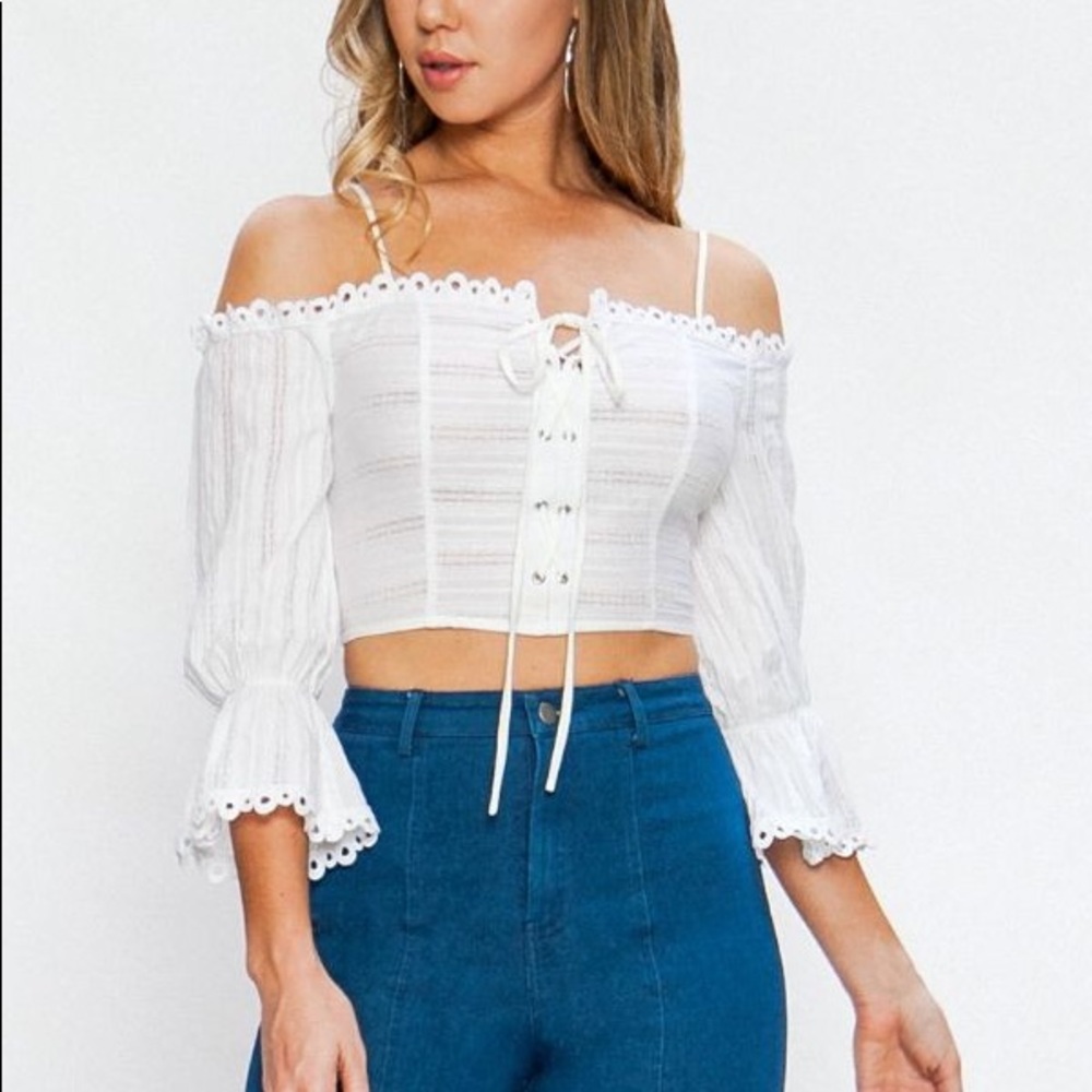 Flying Tomato Laurie Off the shoulder Crop Top